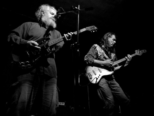 Premiéra rozšířeného ŽENu - kapela Sblížen. Festival Napříč - Konec léta u Skaláka. Srpen 2014. Foto Miro Trimay